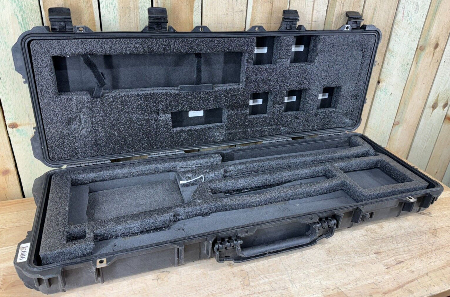 Pelican 1720 Rifle Case Protector Rolling Black Long Grade AB Free Ship