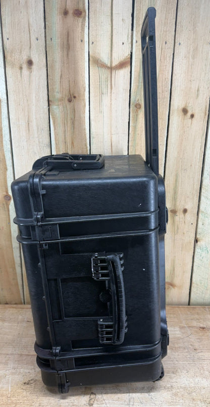Explorer 5833 Transport Large Rolling Case Black Good Condition A/B