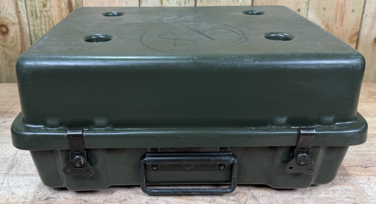 Thermodyne Storage 17.5x14x6"  Handheld Military Footlocker Hardigg