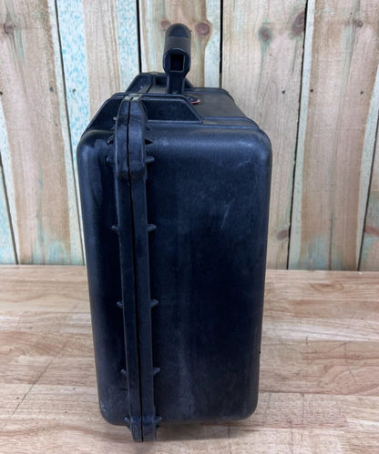 Pelican 1520 Hard Protector Case Good Condition B/C Waterproof