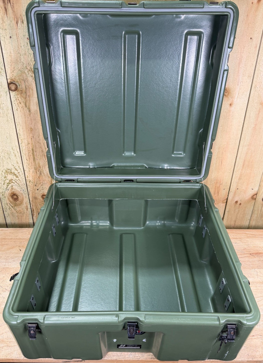 Pelican Hardigg Footlocker Green Case 27.5x26x15" Military PSI Waterproof
