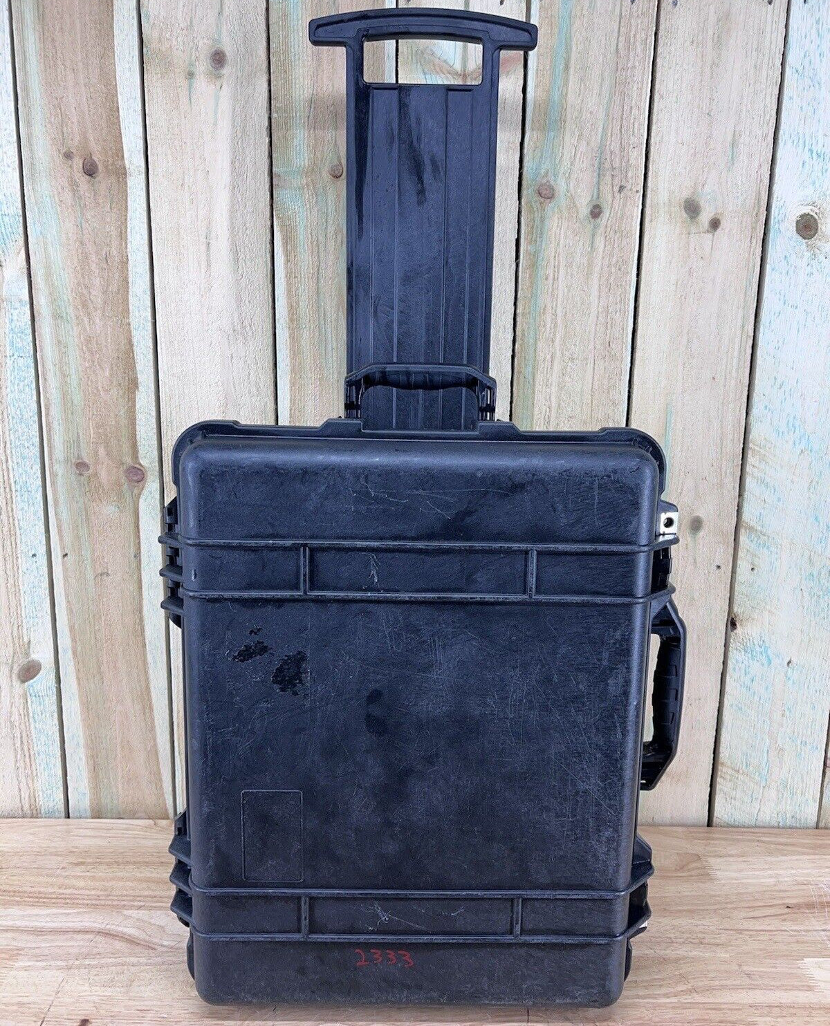 Pelican 1560 Waterproof Rolling Carry On Case Black Good Condition AB