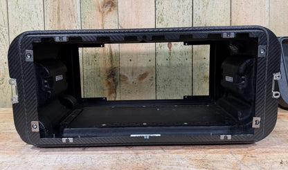 Voyager 8 Klas Carbon Fiber Rolling Storage Case Server Rack Style