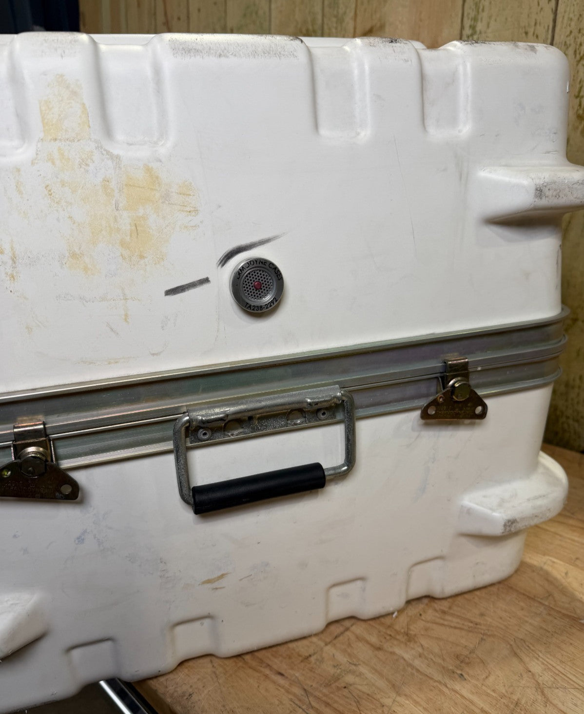 Thermodyne Storage 32x32.5x19" Military Waterproof Footlocker Hardigg