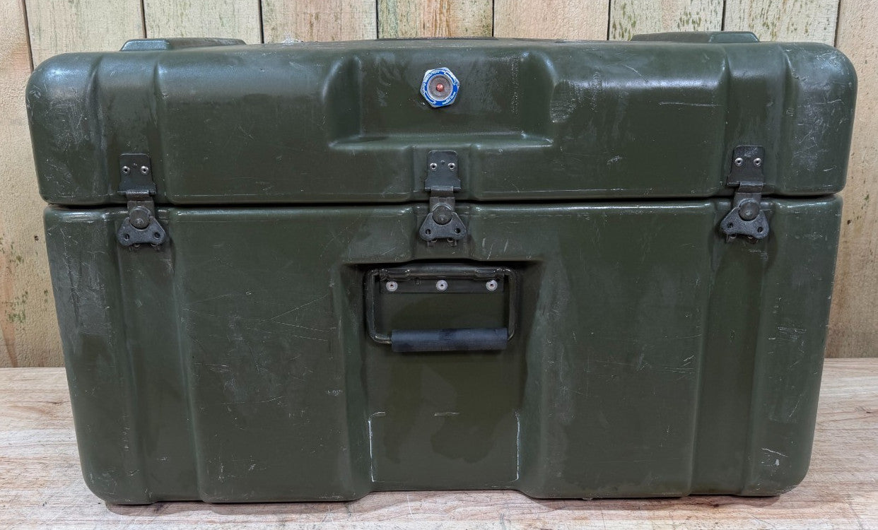 Hardigg Footlocker  26x16x16 Green Case  Military Waterproof