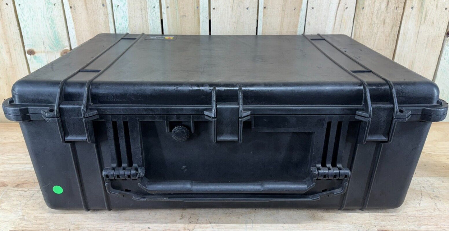 Pelican 1650 Protector Case Black Rolling Waterproof Good Condition AB Free Ship