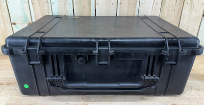 Pelican 1650 Protector Case Black Rolling Waterproof Good Condition AB Free Ship