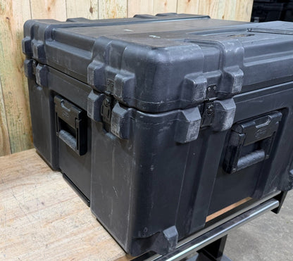 SKB rSeries Footlocker Rolling Style Storage Case Trunk 27.5x27x19" Black AB