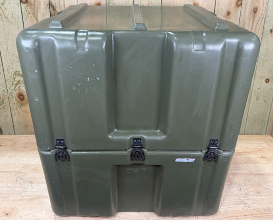 Hardigg Footlocker  25.5x23.5x28” Green Large Case  Military Waterproof