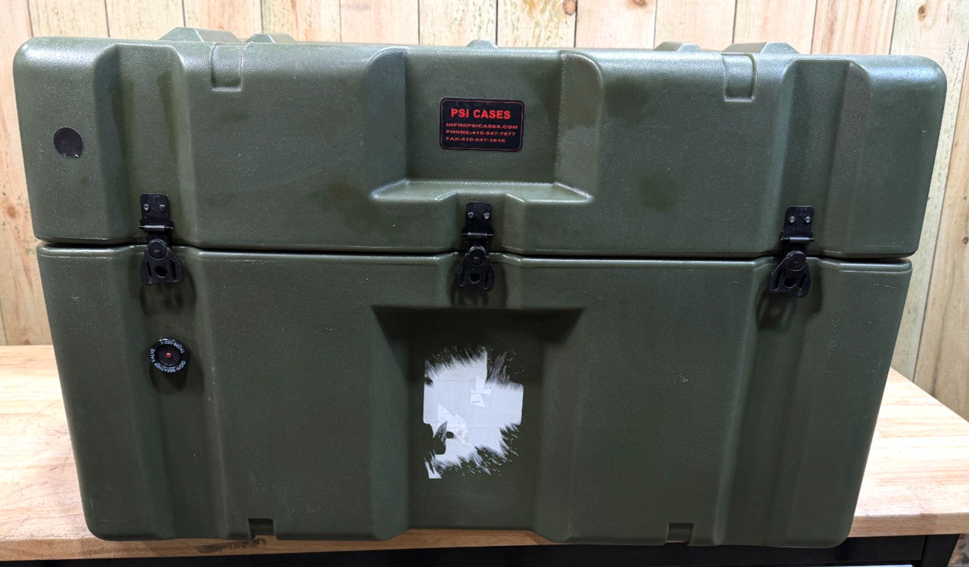 Pelican Hardigg Rolling Case 32x28x20.5" Green Military Waterproof Footlocker