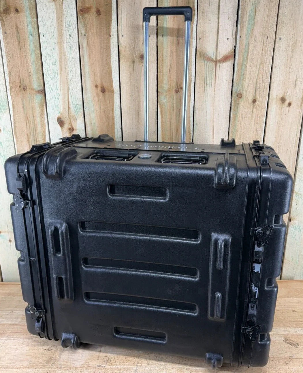 Thermodyne Server Rack 6U 31x26x18.5" Rolling Case Military Waterproof