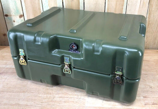 Pelican Hardigg Green Storage Case 29" X 19" X 12" Footlocker Brand New