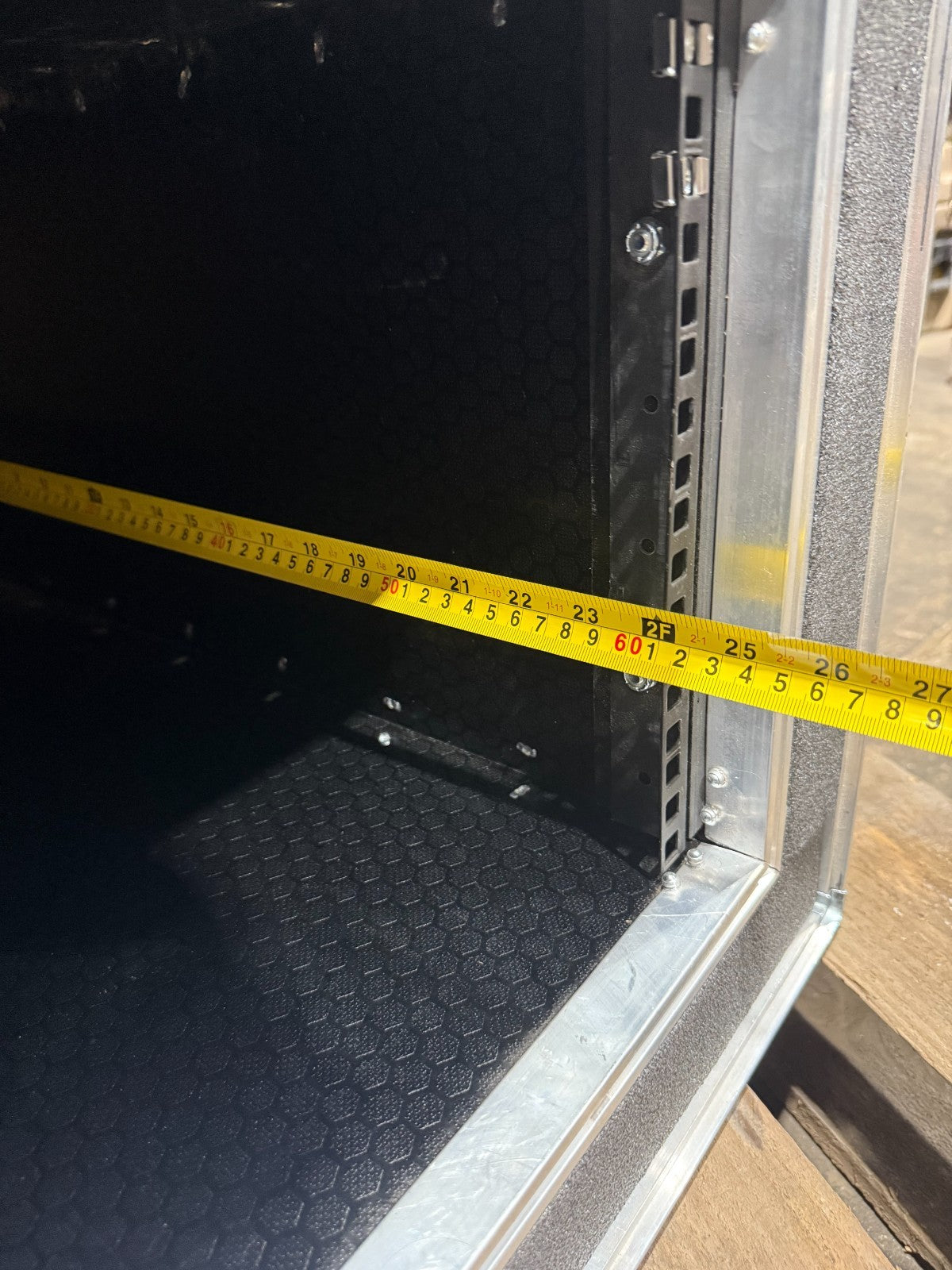 Wilson Case 6U 19x24" Server Rack Road Case With Casters Surplus Roadie Music