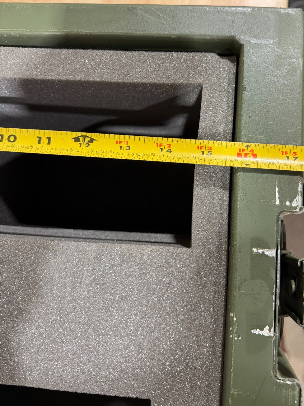 Military Surplus Metal Footlocker Case 37x19x15 Green Waterproof Storage