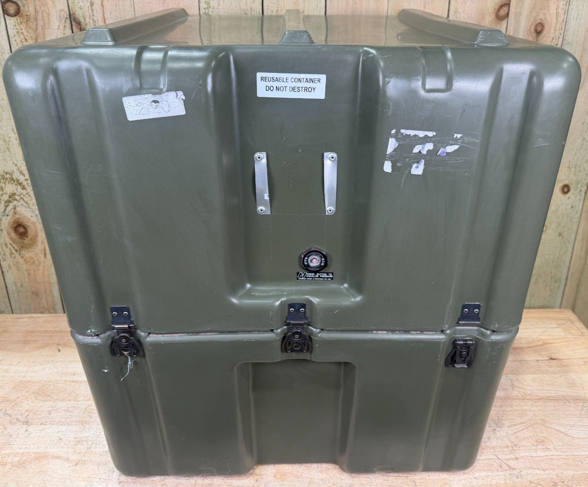 Hardigg Footlocker  25.5x23.5x28” Green Large Case  Military Waterproof