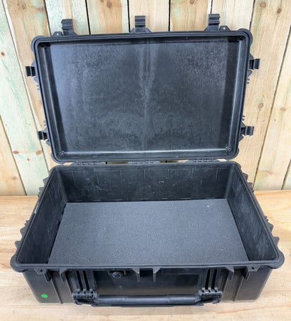 Pelican 1650 Protector Case Black Rolling Waterproof Good Condition AB Free Ship