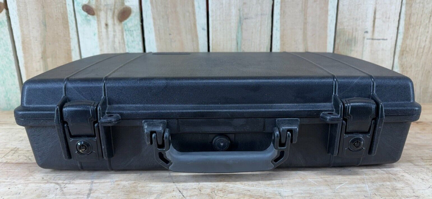 Pelican 1490 Laptop Case Used Good Condition A/B Waterproof Handheld Storage