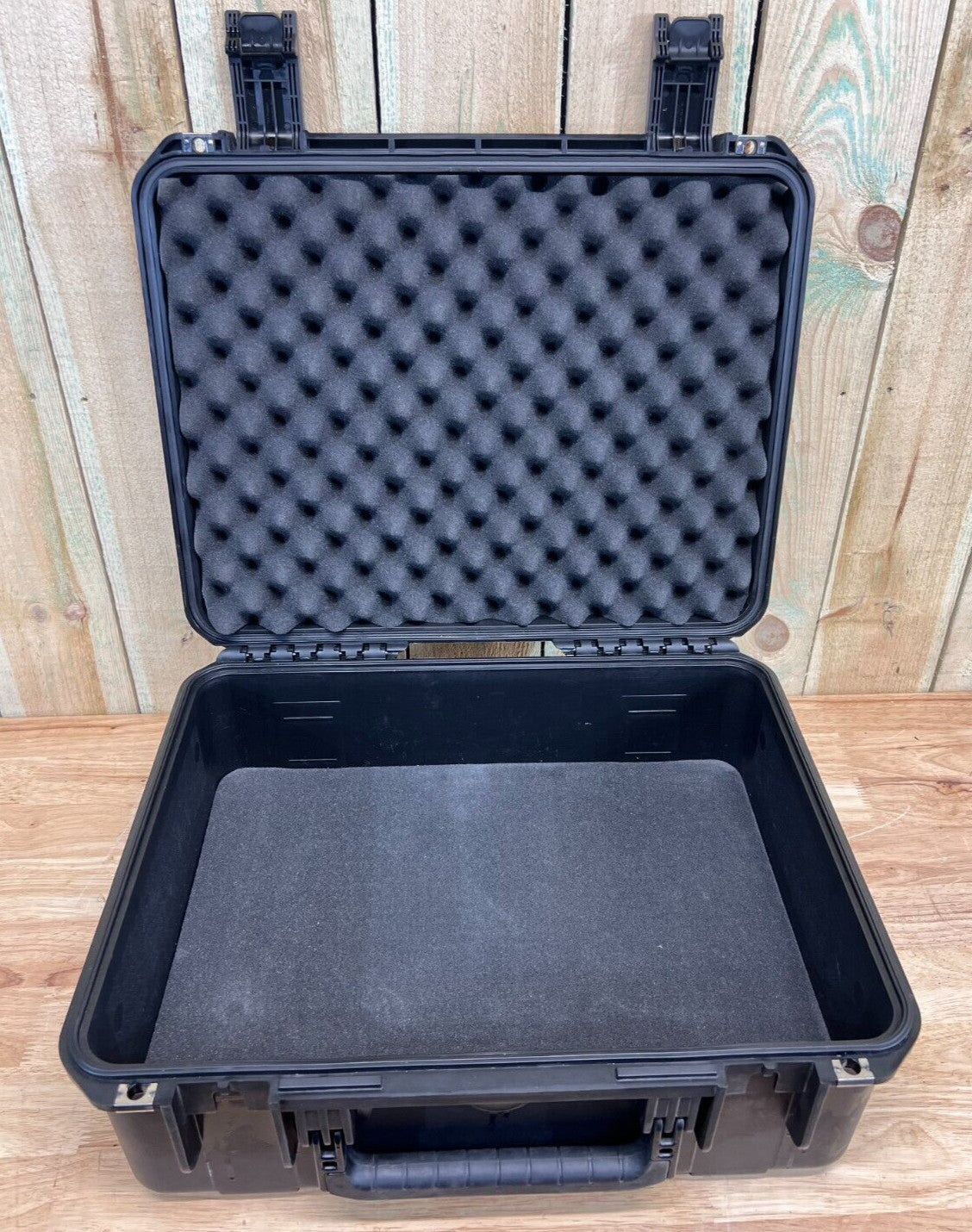 SKB 3i-1914-8 Waterproof Storage Case Black Good Condition A/B Free Shipping