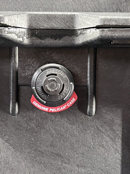 Pelican 1730 Protector Large Waterproof Transport Storage Case Rolling