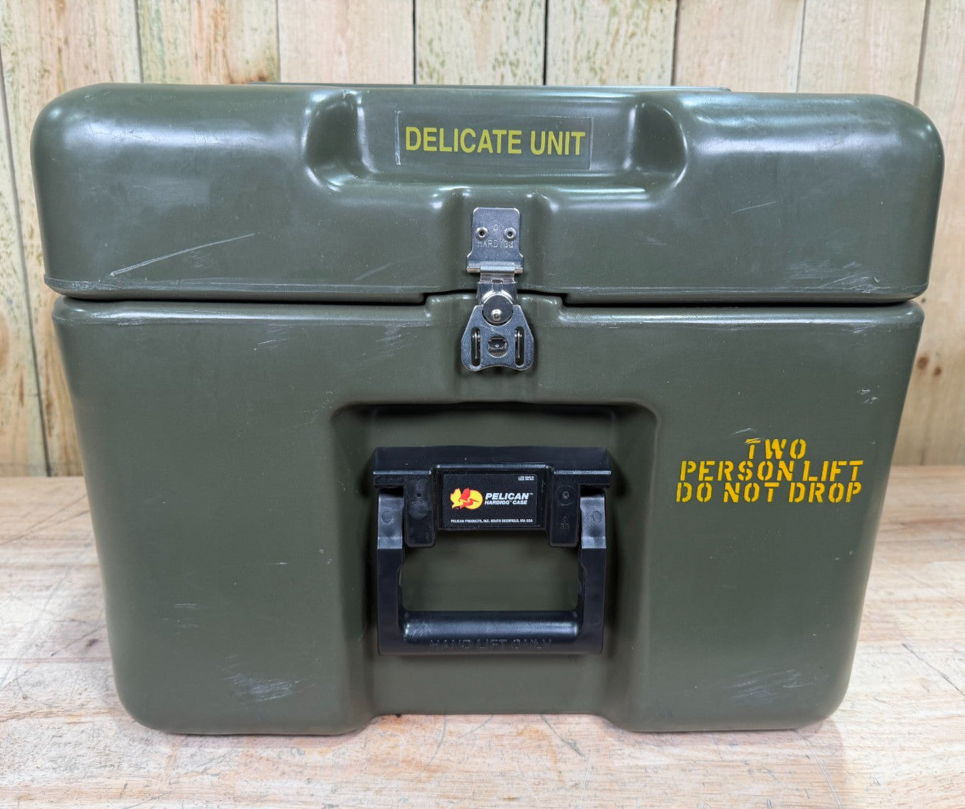 Pelican Hardigg Footlocker Green Case 18.5x18.5x15.5" Military Waterproof