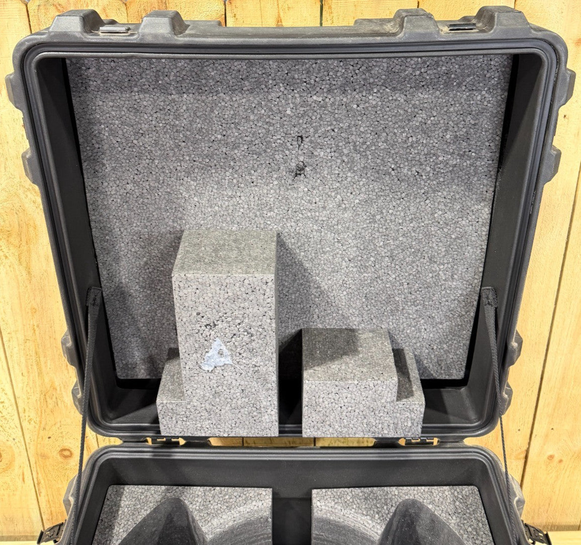 SKB rSeries Footlocker Style Storage Case Trunk 25x25x22.5" Black AB