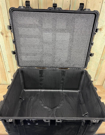 Pelican 1630 Protector Watertight Hard Transport Case W/ Wheels AB