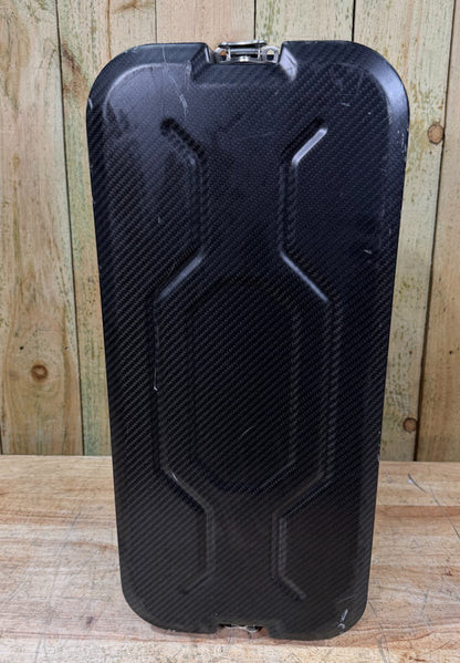 Voyager 8 Klas Carbon Fiber Rolling Storage Case Server Rack Style