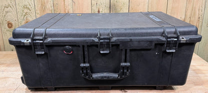 Pelican 1650 Protector Case W/ Padded Foam and Lid Divider Set Black Rolling