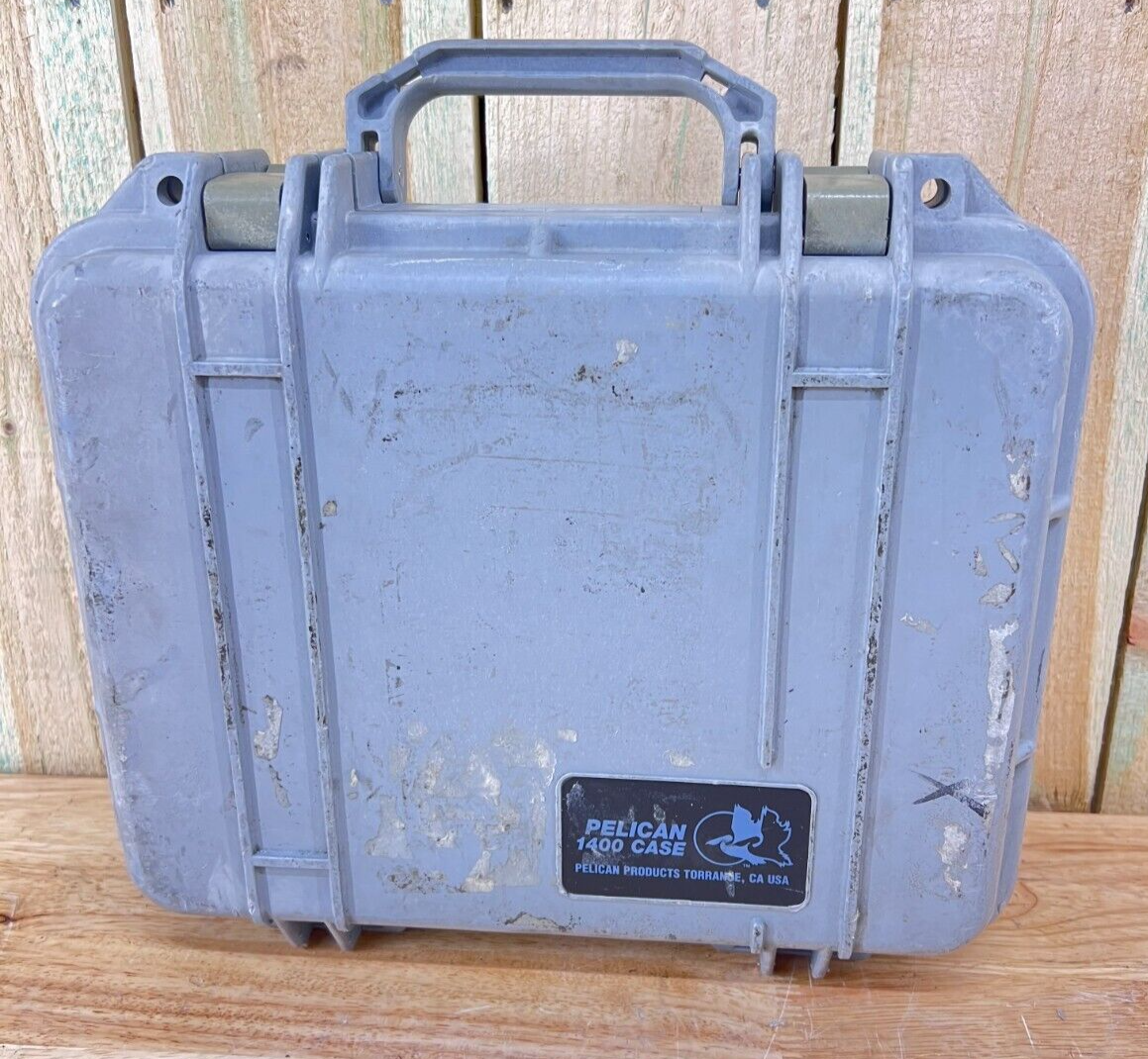 Pelican 1400 Protector Case Handheld Grey Good Condition OS Free Shipping