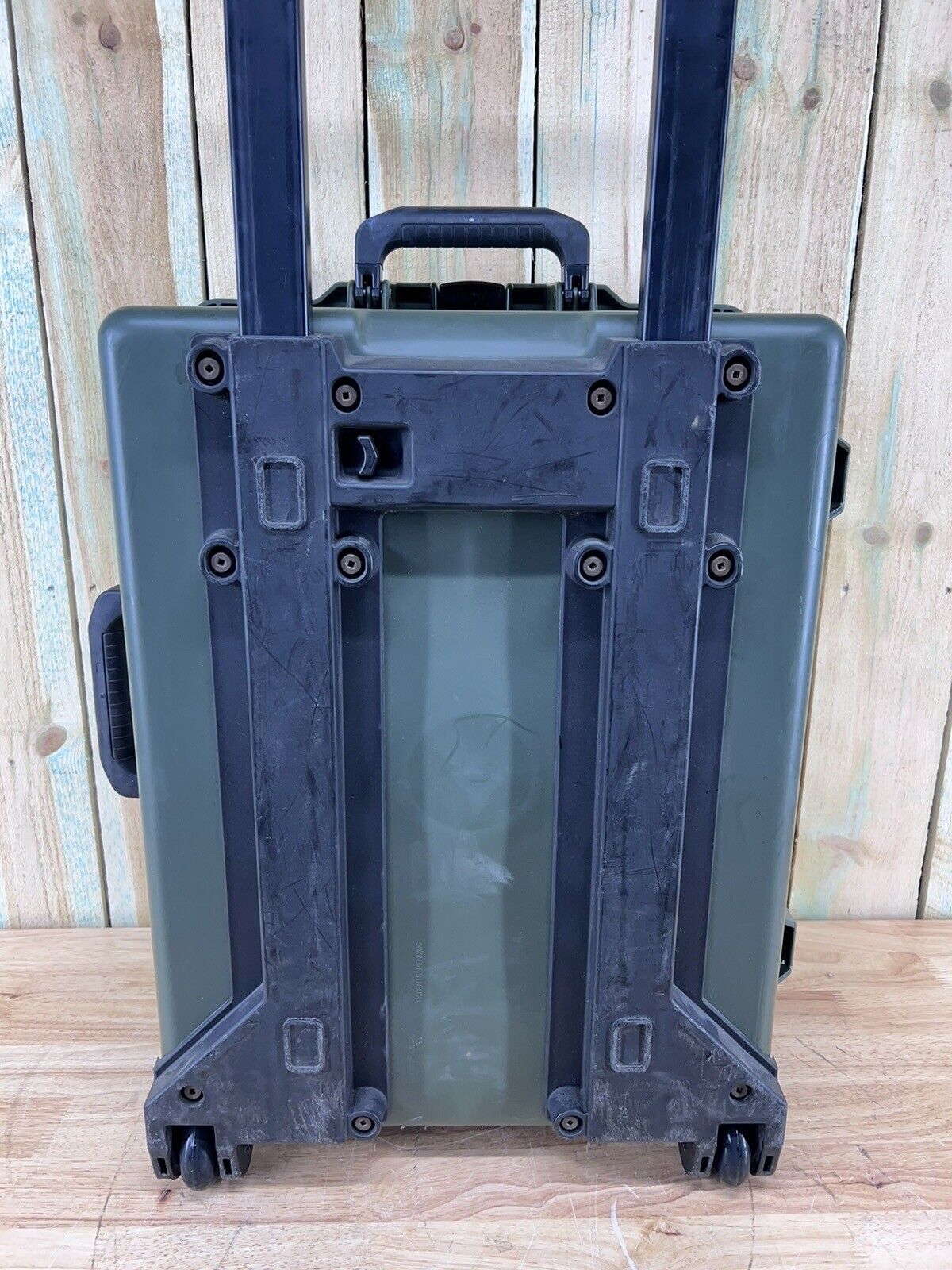 Pelican IM2750 Storm Case Green Waterproof Great Condition AB Free Ship