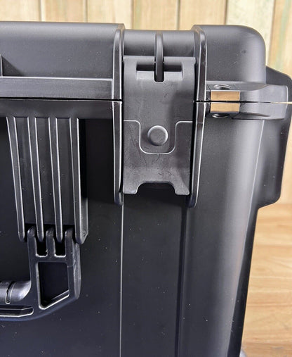 SKB 3I-2424-14 Brand New 24”x24”x14” Waterproof Storage Case Free UPS Shipping