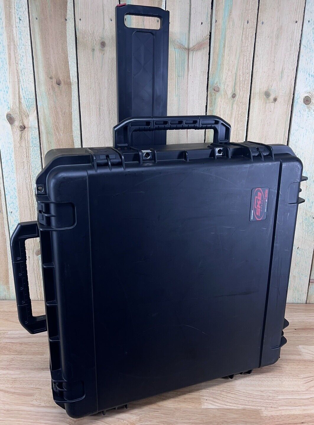 SKB 3I-2424-14 Waterproof Storage Case Wheeled 24”x24”x14” Free UPS Shipping