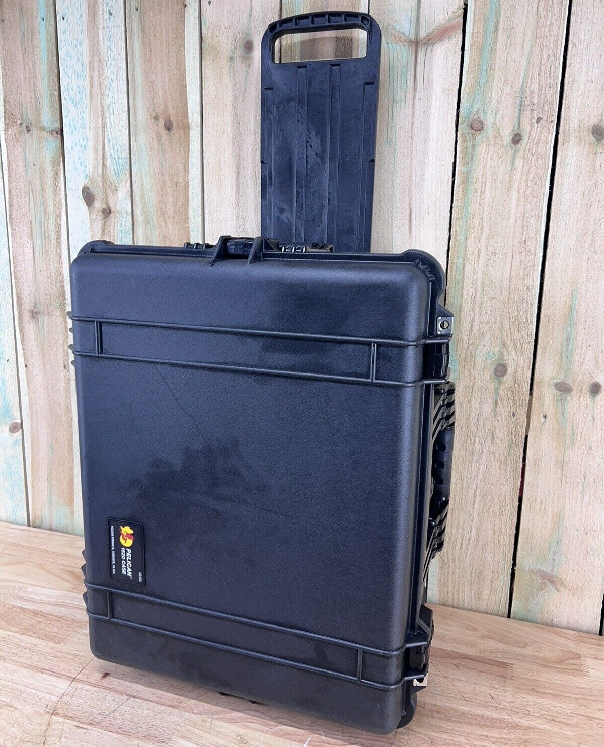 Pelican 1620 Hard Case Protector Rolling Black Good Condition AB