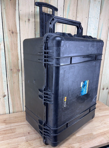 Pelican 1630 Protector Watertight Hard Transport Case W/ Wheels AB