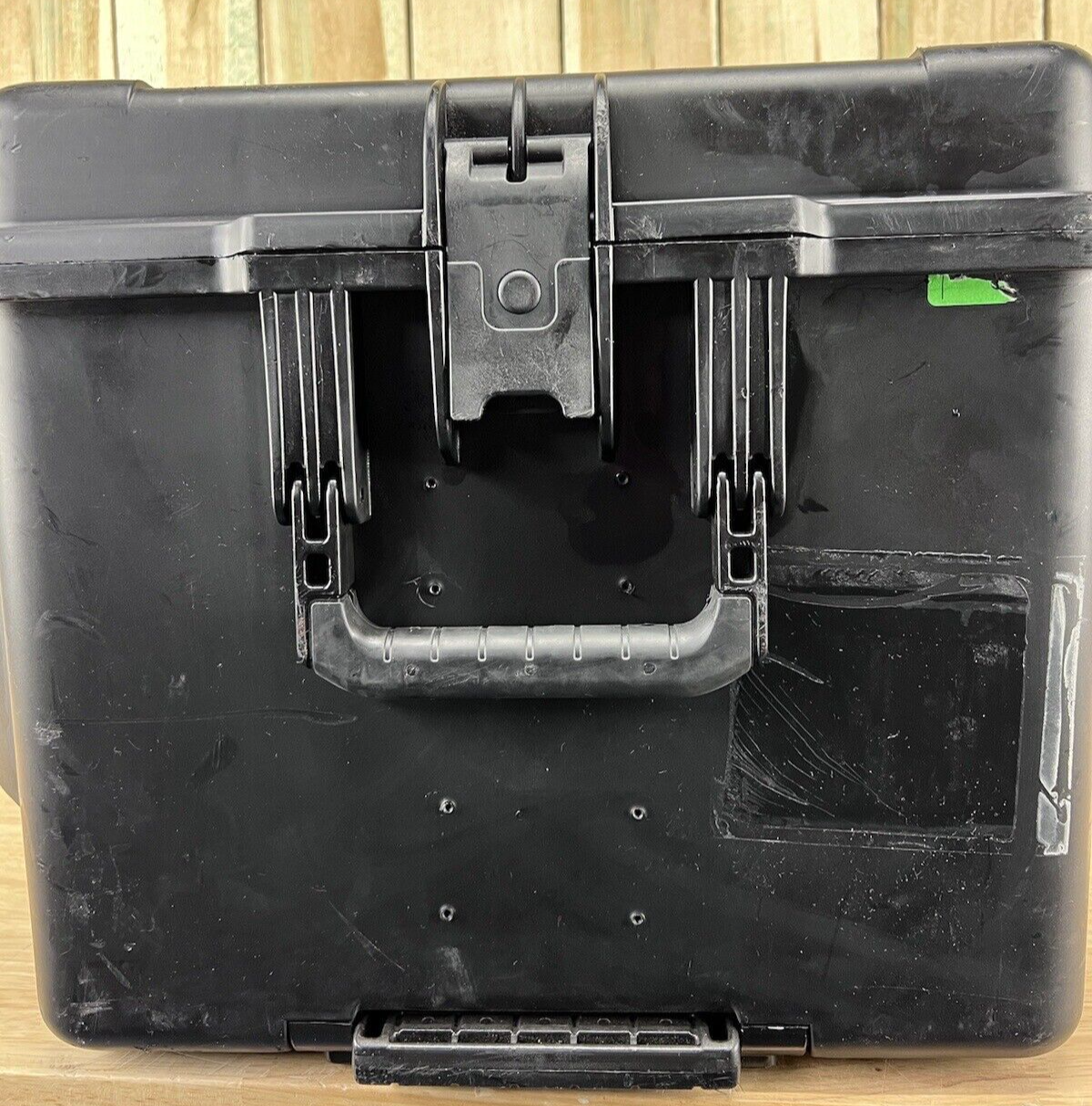 SKB 2317-14 iSeries Waterproof Rolling Case Black Good Condition A/B