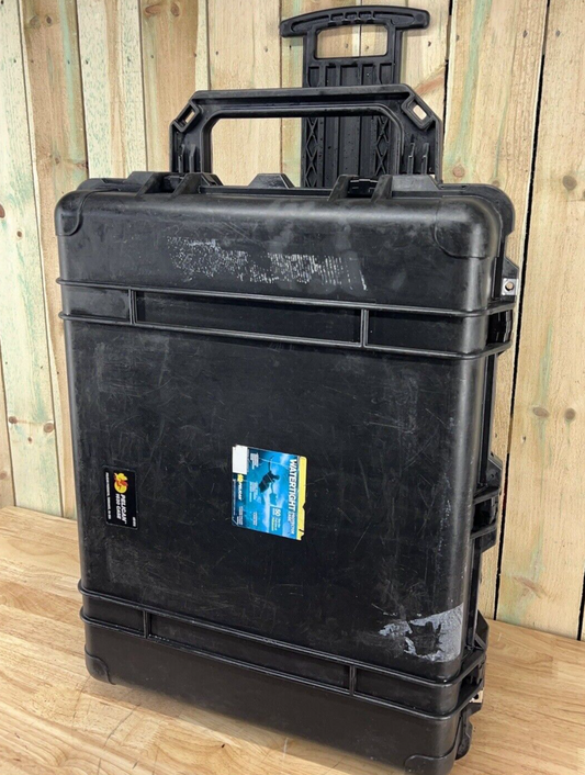 Pelican 1630 Protector Watertight Hard Transport Case W/ Wheels AB