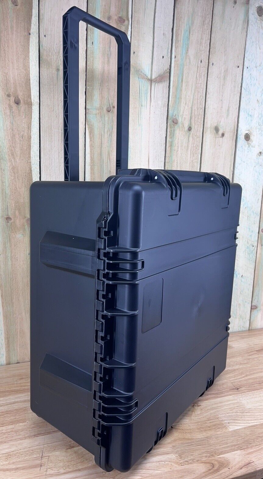 Pelican Storm IM2875 Waterproof Black Storage Case Rolling New Free UPS Shipping