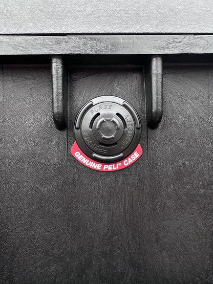 Pelican Case 1620 Hard Case With Foam Black Hard Rolling Travel Case