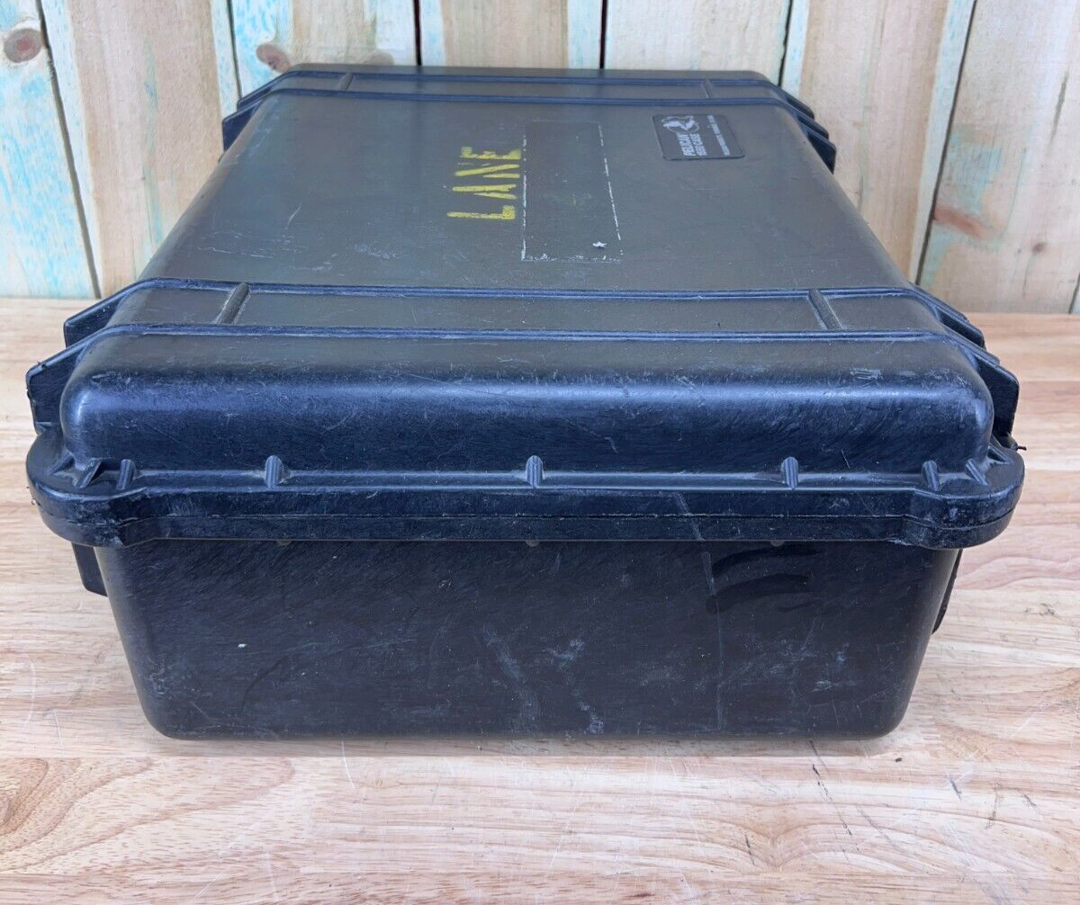Pelican 1550 Watertight Protector Case Black Good Condition A/B