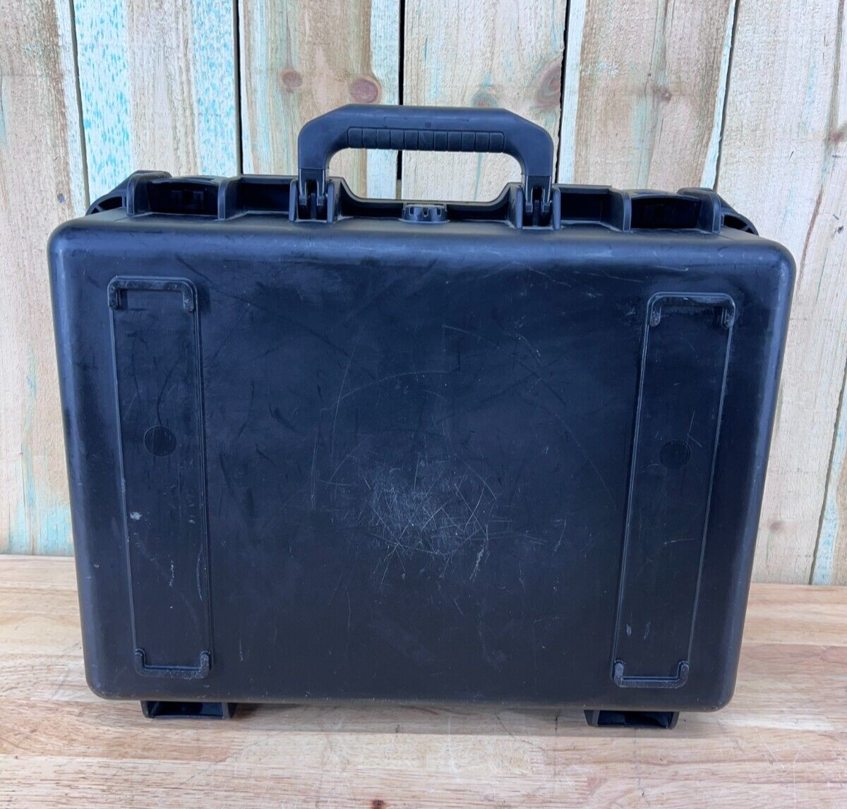 Pelican IM2400 Storm Case Waterproof  Black Good Condition A/B Free Shipping