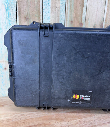 Pelican Storm IM3300 Long Rifle Case Black Rolling Used Condition B/C Free Ship