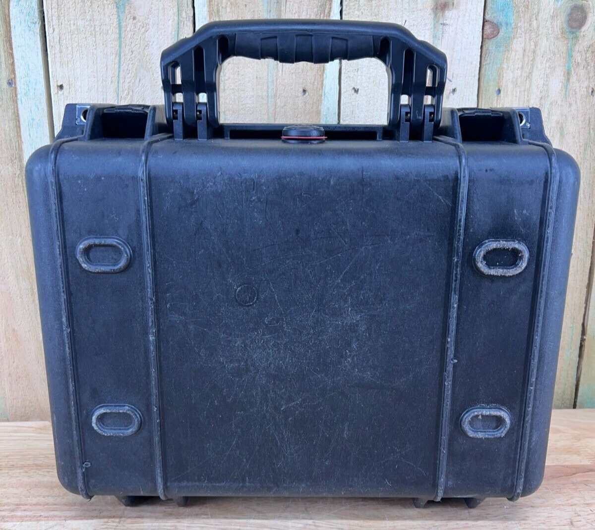 Pelican 1450 Black Hard Case Protector Waterproof Good Condition AB