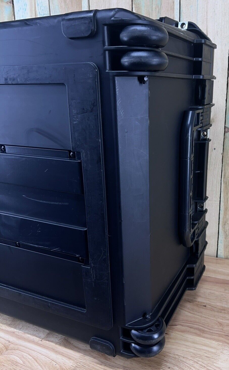 SKB 3I-2424-14 Waterproof Storage Case Wheeled 24”x24”x14” Free UPS Shipping