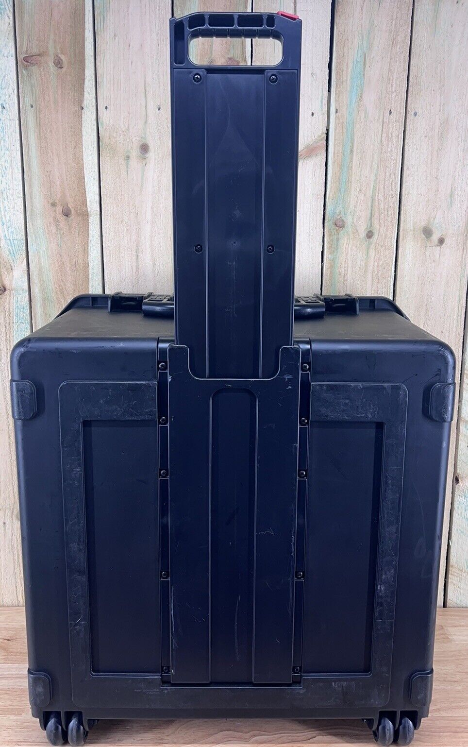 SKB 3I-2424-14 Waterproof Storage Case Wheeled 24”x24”x14” Free UPS Shipping
