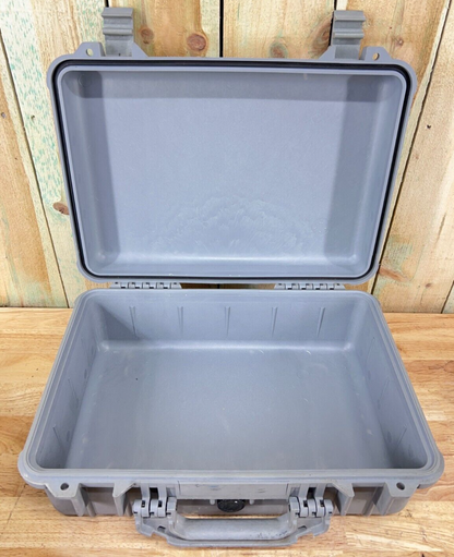 Pelican 1500 Protector Case Grey Waterproof Good Condition OS