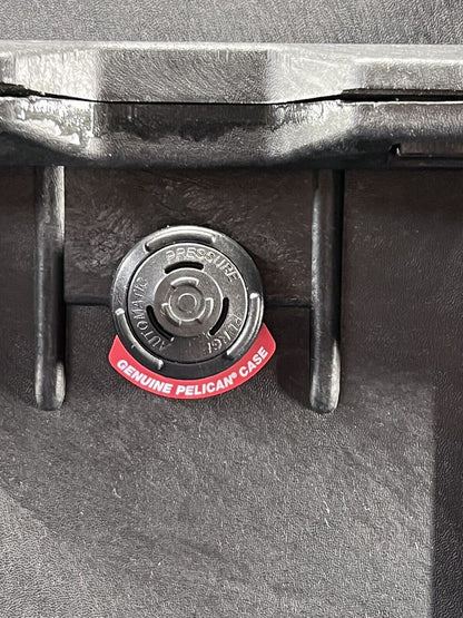 Pelican 1730 Protector Large Waterproof Transport Storage Case Rolling