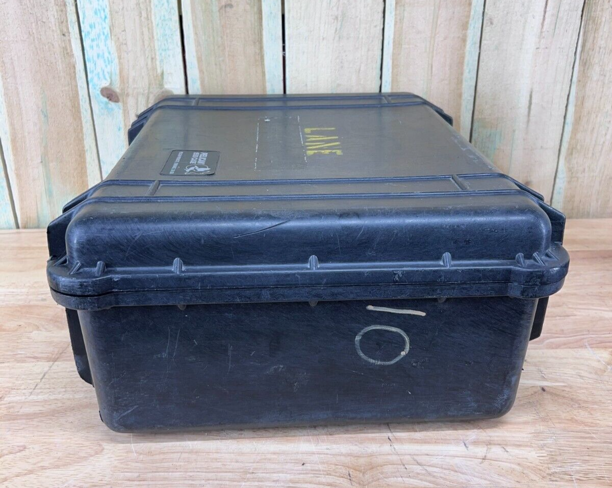 Pelican 1550 Watertight Protector Case Black Good Condition A/B