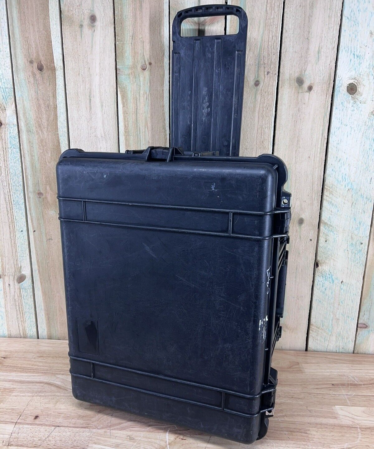 Pelican 1620 Hard Case Protector Rolling Black Good Condition AB