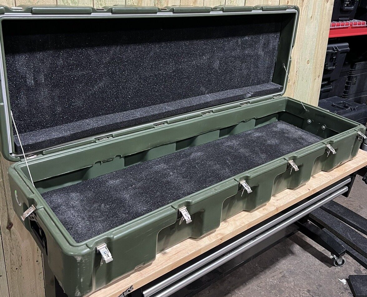 Pelican Hardigg Long Case 59” 19.5” 12” Green Waterproof Storage Footlocker