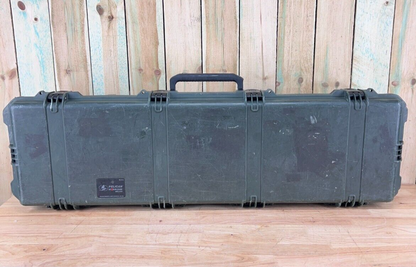 Pelican Storm IM3300 Long Rifle Case Green Rolling Used Condition B/C Free Ship